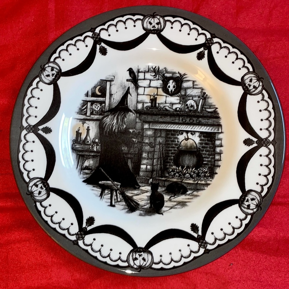 royal stafford witch Halloween plate